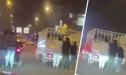 Diyarbakır trafiğinde ölümle dans: Patenli gençler araçlara tutundu