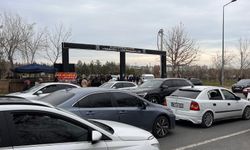 Dualar göğe, trafik yere çakıldı: Diyarbakır’da arife mesaisi