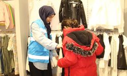 Diyarbakır’da yetim çocuklar bayramlıkla sevindi