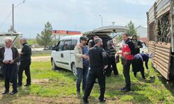 Diyarbakır’da üreticinin yüzü güldü: Ücretsiz fıstık çöğürü dağıtıldı