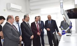 Dicle Üniversitesi Mikrocerrahi laboratuvarını hizmete açtı