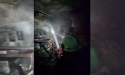 Diyarbakır’da cam balkon üretim atölyesinde korkutan yangın