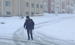 Bitlis’te bahar mevsiminde kış yaşanıyor