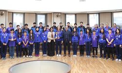 Diyarbakır Kayapınar Belediyesi’nde çifte şampiyonluk sevinci!