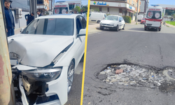 Diyarbakır’da çukura vuran araç direğe çarptı: Yaralılar var