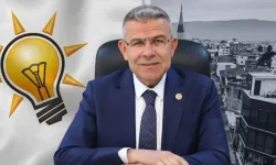Yasak aşk iddiaları siyaseti sarstı: AK Partili başkan partisinden istifa etti