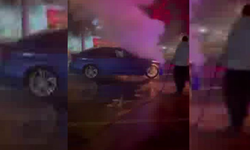 Diyarbakır’da seyir halindeki otomobil alev alev yandı!