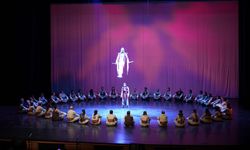 Diyarbakır’da tiyatro şöleni başladı