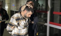 5 yarım altın için yaşlı kadını katletti