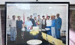 Diyarbakır’da vefa duvara asıldı, 26 Yıldır inmiyor