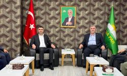 Yeni Yüzyıl Partisi’nden Diyarbakır’da yoğun ziyaret trafiği