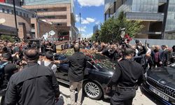 Kılıçdaroğlu’na çiçekli karşılama
