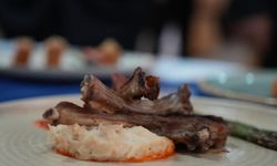 Kurban etini böyle pişiren yaşadı