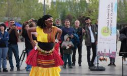 Amed Tiyatro Festivali sokakları sahneye dönüştürdü