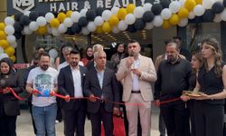İş Dünyası ve Siyaset Mehmet Baydan Kuaförü açılışında buluştu