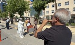 Diyarbakır’da davullu zurnalı boşanma kutlaması