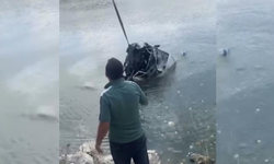 Diyarbakır'da minibüs baraj göletine düştü!