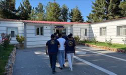 Diyarbakır’da aranan şahıslar kıskıvrak yakalandı