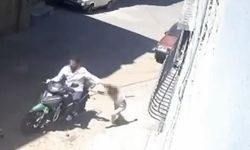 Kızını darbedip motosikletle sürükledi