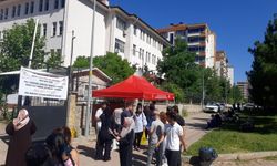 Diyarbakır’da sınav maratonunda serinleten hizmet
