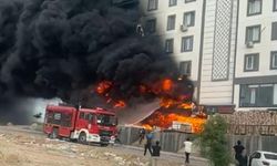 Şanlıurfa'da korkutan depo yangını