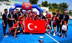 Diyarbakır Spor Lisesi'nin hokey gururu
