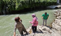 Hakkari Kaval Şelalesi ilgi odağı oldu