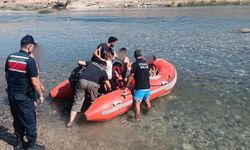 Diyarbakır’da korku dolu anlar: Su yükseldi, 10 kişi mahsur kaldı