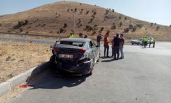 İki otomobil çarpıştı: Çok sayıda yaralı var