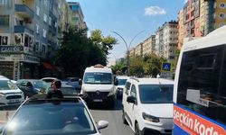 Diyarbakır’da 30 Ağustos provası trafiği kilitledi! Sürücüler sokaklarda mahsur kaldı
