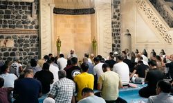 Diyarbakır’da Mevlid Kandili Ulu Cami’de dualarla idrak edildi
