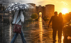 Diyarbakır’da sıcak hava ve sağanak sürprizi