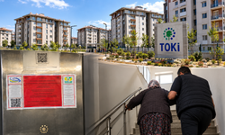 Diyarbakır Oğlaklı TOKİ’de asansör skandalı: Yaşlı ve hasta vatandaşlar mağdur