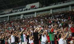 Diyarbakır’da tribünler yine doldu: Amedspor Süper Lig’de 3. sıraya yerleşti