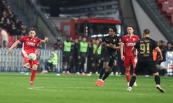 Amedspor’dan Samsun’da tarihi galibiyet: Liderliğe yükseldi