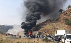Diyarbakır-Bitlis yolunda feci kaza: Tır küle döndü