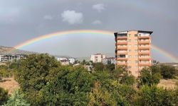 Diyarbakır’da görsel şölen: Gökkuşağı büyüledi