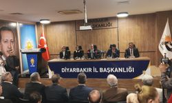Hasan Basri Yalçın Diyarbakır’dan mesaj verdi: Şiddet bitsin, gerisini konuşalım!
