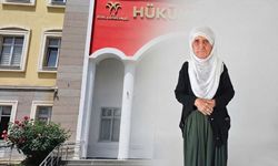 Diyarbakır’da 88 yaşındaki kadın oğlu tarafından sokağa atıldı