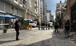 İş yeri önünde silahlı saldırıda 1 kişi öldü