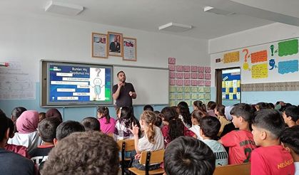 Diyarbakır’da öğrencilerle bilim söyleşisi gerçekleştirildi