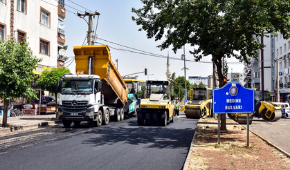 Diyarbakır'da Medine Bulvarı asfaltlanıyor