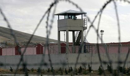 Cezaevine iç çamaşırına gizlenmiş uyuşturucu sokmaya çalıştılar