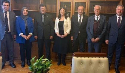 AK Parti ve DEM Parti Van Vekilleri Meclis’te bir araya geldi