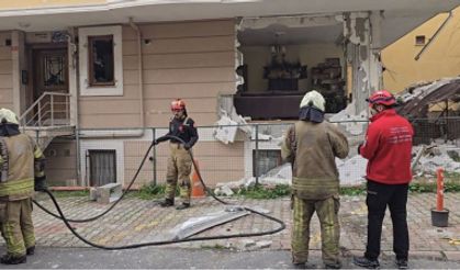 İstanbul’da şiddetli Patlama: Duvarlar yıkıldı, araçlar zarar gördü