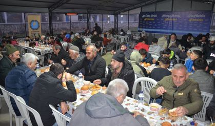 Diyarbakır’da iftar çadırlarına yoğun ilgi