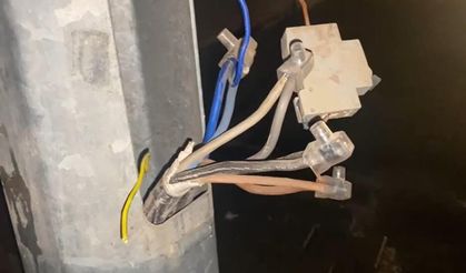 Viranşehir’de sokak direklerinden kaçak elektrik çektiler