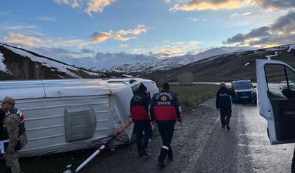 Van'da korkunç kaza: 11 yaralı