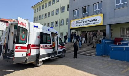 Urfa'da liseye silahlı saldırı sonrası 4 kamu çalışanı görevden alındı