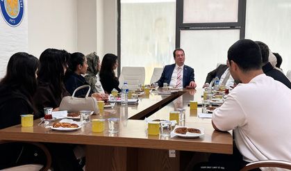 Dicle Üniversitesi’nde kültür ve edebiyat rüzgârı